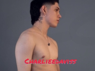 Charlieedaviss