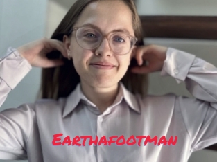 Earthafootman