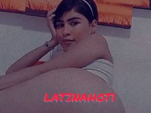 LATINAHOT1