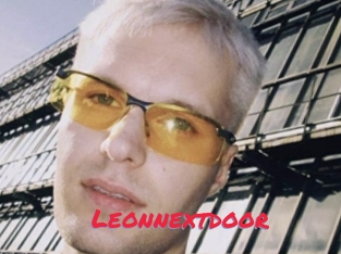 Leonnextdoor