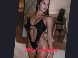 Mia_damms