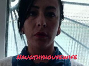 Naugthy_housewife