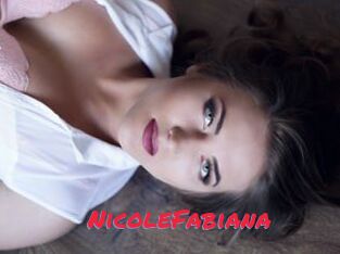 NicoleFabiana