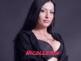 nicollesun Cam2cam Live