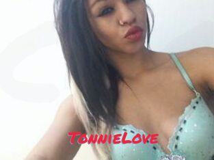 Tonnie_Love