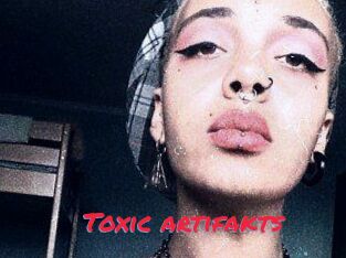 Toxic_artifakts