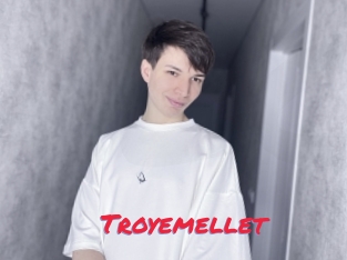 Troyemellet