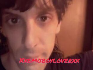 Xxemoboyloverxx